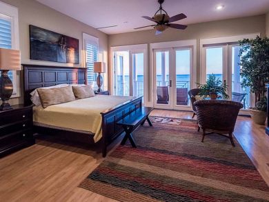 Stunning Vacation Rental Sleeps 14 Gulf View